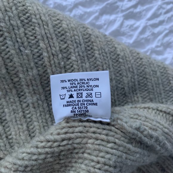 Frank & Oak Women's Oversized Knit Turtleneck - Picture 3 of 4